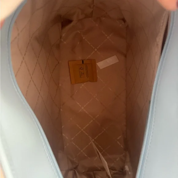 Michael Michael Kors jet set printed signature logo Tote NWT still in plastic - Picture 5 of 16
